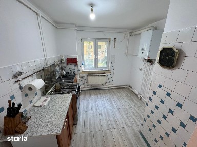 Vand apartament 3 camere Gheorgheni