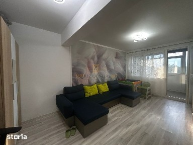 Apartament decomandat cu 2 camere - metrou Aparatorii Patriei