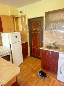 Închiriez apartament 2 camere Intim