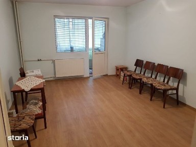 Apartament 2 camere, etaj 1, bloc 1973