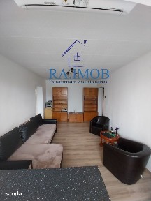 Apartament 2 camere, et 3, str. Catinei - Nord - 350 euro/luna