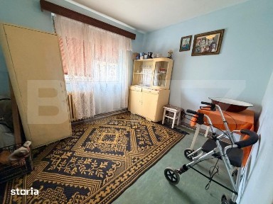 Apartament cu 3 camere, 47mp, etaj intermediar, Cugir