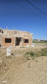 Casa La cheie,Grigorescu 2,Mobilata,Fotovoltaice,Baterii,Pompa,201 mpU