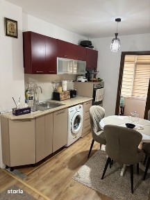 Apartament cu 2 camere, decomandat, de vanzare