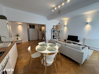 Apartament 3 camere de vanzare *I.C. Bratianu - Piata Unirii*