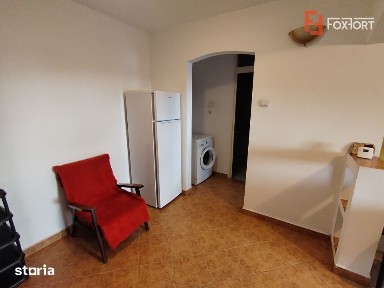 Apartament cu 2 camere de inchiriat mobilat si utilat in zona Soarelui