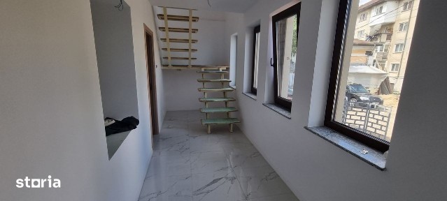 Casa cu etaj la 2 min de Piata Mare