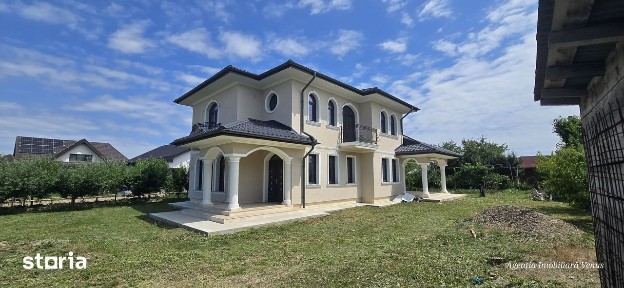 Casa noua cu etaj, zona Rediu