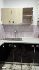 Garsoniera spatioasa, 30 mp, balcon inchis, zona Reghin