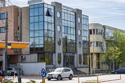 Cladire Comerciala Reprezentativa D+P+3 | 1268 mp | Soveja - Delfinari