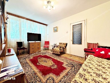 Apartament cu 2 camere, etajul 3, in cartierul Tiglina 2.
