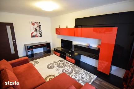 Apartament de inchiriat zona Brotacei cu 2 camere decomandat