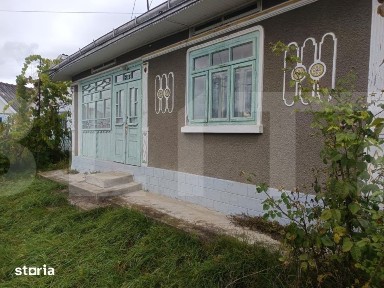 Casa + 2.700 mp teren in Leorda - La strada principala - 17km Botosani