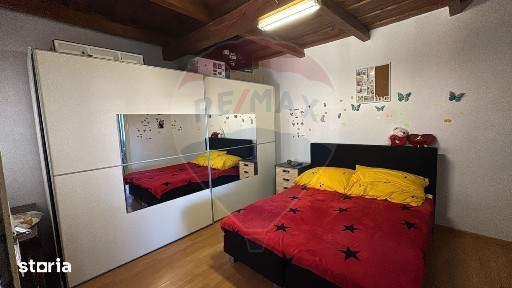 Casă cu 3 camere de vânzare în Sânnicolaul Român