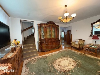 Casa, D+P+1+M, 240 mp, Cartier Valea Rosie, Zona Liceul Traian Vuia