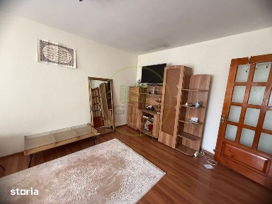 Apartament 4 camere, 86 mp, cartier Rovine, zona Bacriz