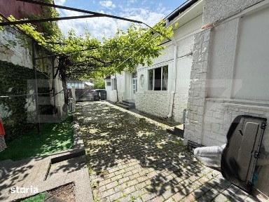 Casa de vanzare, 241 mp, zona Spital Boldescu