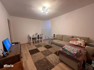 Apartament 3 camere, semidecomandat, etajul 3, Cornitoiu zona Unitatea