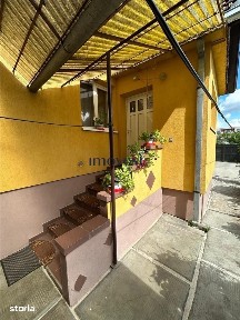 Casa spatioasa de vanzare in Satu Mare | Zona Aurel Vlaicu | Curte Com