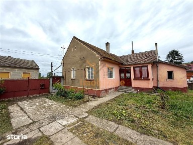 CASA CU TEREN 975 MP | ACCES AUTO | ZONA SANTIMREU | BIHOR