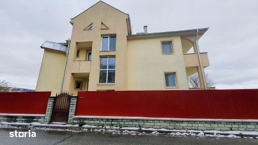 Oportunitate investitie, cladire 450 mp utili si 15 ari in zona ideala