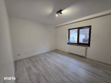 Casă pentru locuire sau sediu companie, Moara de Vânt - COMISION 0%
