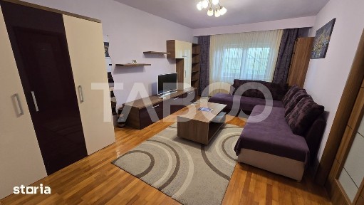 Apartament de vanzare 2 camere decomandate bloc cu lift zona Centrala