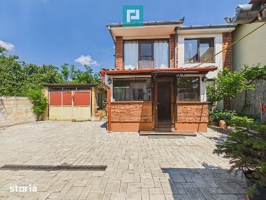 Casă cu 2 corpuri de clădire în Bujac