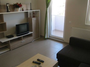 De inchiriat langa Carrefour Market & Pepco Floresti CJ, apartament cu 2 camere decomandate, mobilate, utilate
