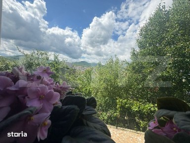 Apartament 4 camere, 115 mp - zona Zavoi