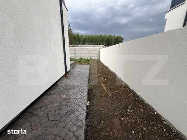Casa de vanzare, 110 mp utili, zona Botiz