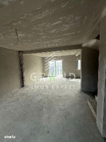 Casa insiruita, NOUĂ, in Floresti