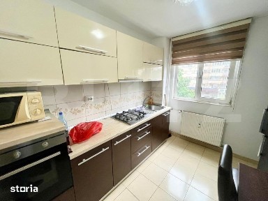 Apartament decomandat de vanzare, etaj 2, zona Dacia
