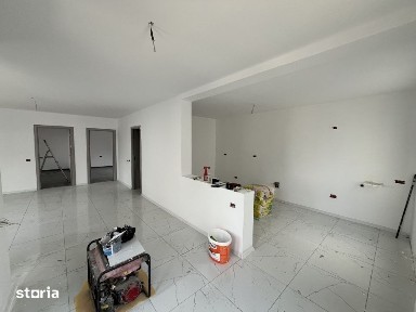 Oportunitate! Zona deosebita casa la sol, 3 camere, posibilitate M, Va