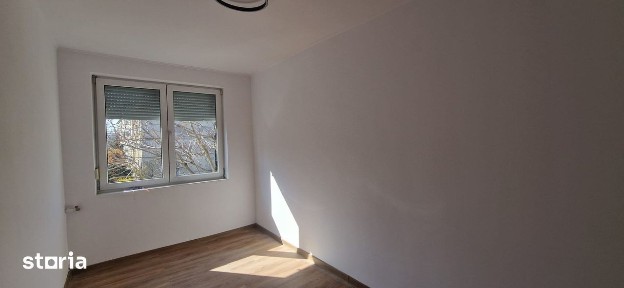 Apartament 2 camere, bucătărie separată, Oradea
