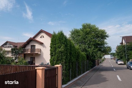 Casa individuala, 6 camere, 200 mp., teren 600 mp., zona de sud Bistri