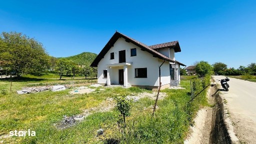 Casa Noua De Vanzare In Blandiana, Jud. Alba