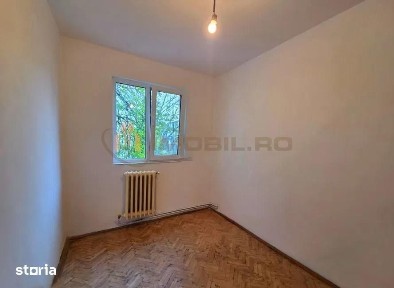Apartament 3 camere Alexandru cel Bun