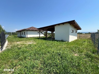 Com. Sacalaseni - Casa de vanzare + 15 ari de teren