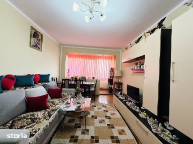 Apartament 2 camere, etaj 7/10, boxa, zona Sagului