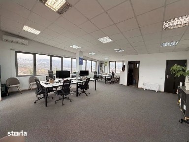 Birou 70 mp cu panorama, terasa si parcare, Frunzisului