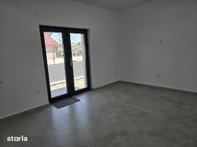 Case noi, elegante in zona rezidentiala