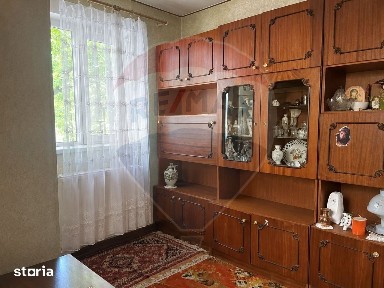 Apartament 3 camere Splaiul Praporgescu, Arad