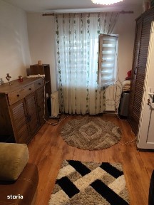 Casa renovata complet, 1800 mp teren, zona linistita in Cornita