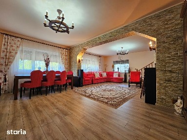 Locatie premium cu 2 constructii || Acces direct din DN71 - Dealu Mare
