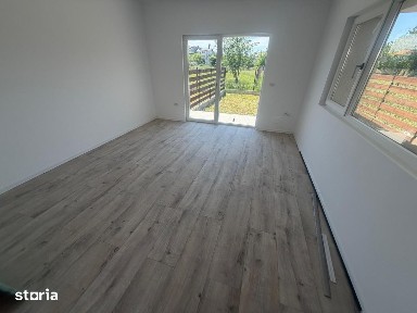 CASA DUPLEX INDEPENDENTEI, TOATE UTILITATILE, TEREN 243 MP, COMIS 0%