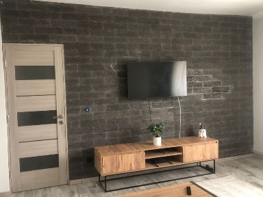 Închiriez apartament cu 3 camere 7 Noiembrie
