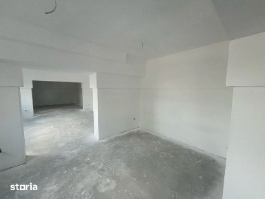 Spatii Comerciale\82mp\116mp\Parter\Complex Nou\Giulesti