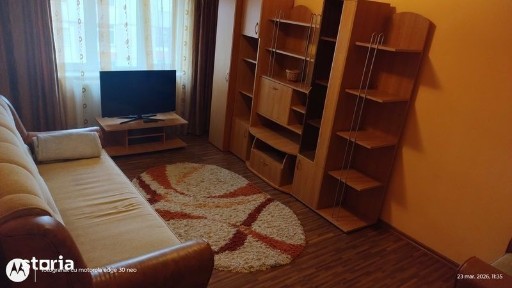 Inchiriez apartament 2 camere.