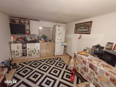 Casa pe plan parter, cu teren aferent de 6500mp, situata in Stanesti